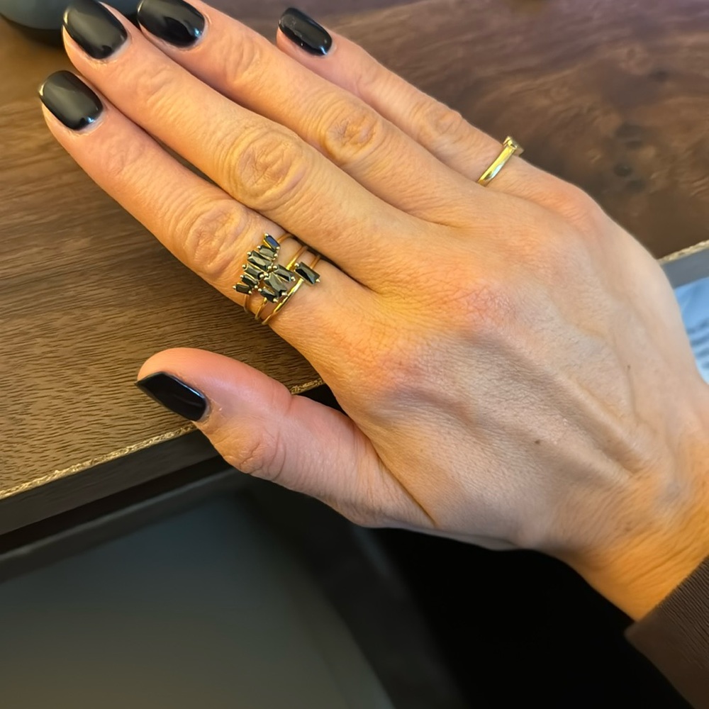 Gorjana Amara ring set gold